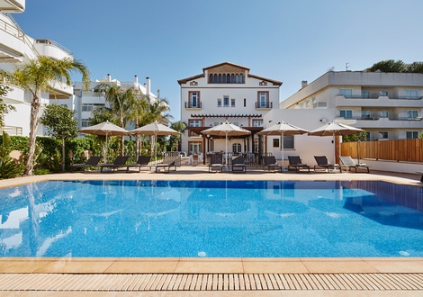 Piscina Hotel Casa Vilella Sitges